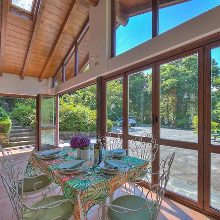 Villa Il Castagno Few Min From Beach - Happy Rentals Castelveccana ภายนอก รูปภาพ