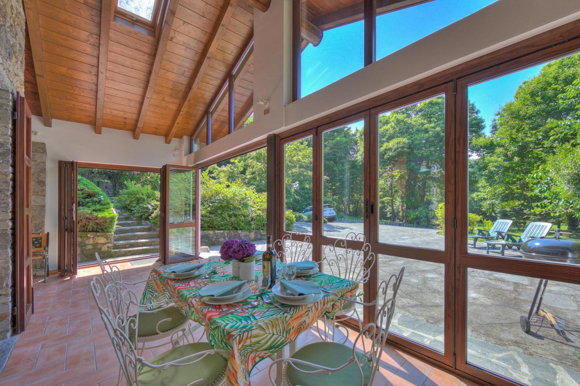 Villa Il Castagno Few Min From Beach - Happy Rentals Castelveccana ภายนอก รูปภาพ