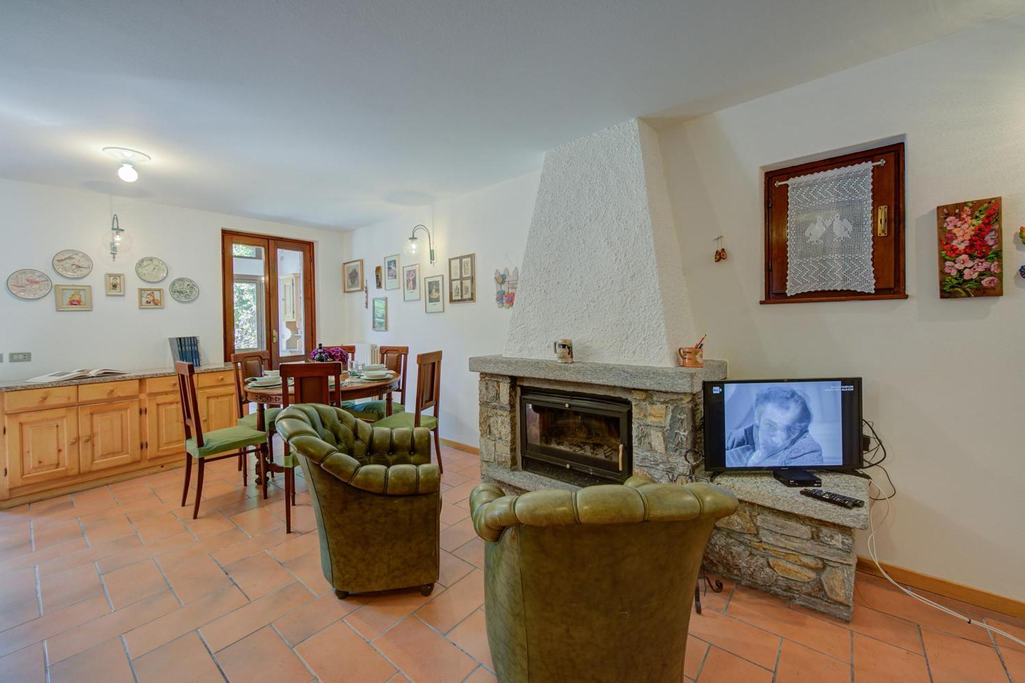 Villa Il Castagno Few Min From Beach - Happy Rentals Castelveccana ภายนอก รูปภาพ